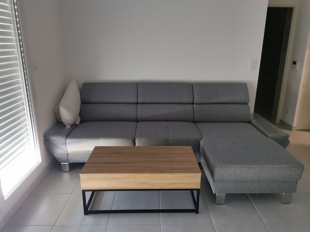 canap� d'angle non convertible 400 euros neuf 400 Puget-sur-Argens (83)