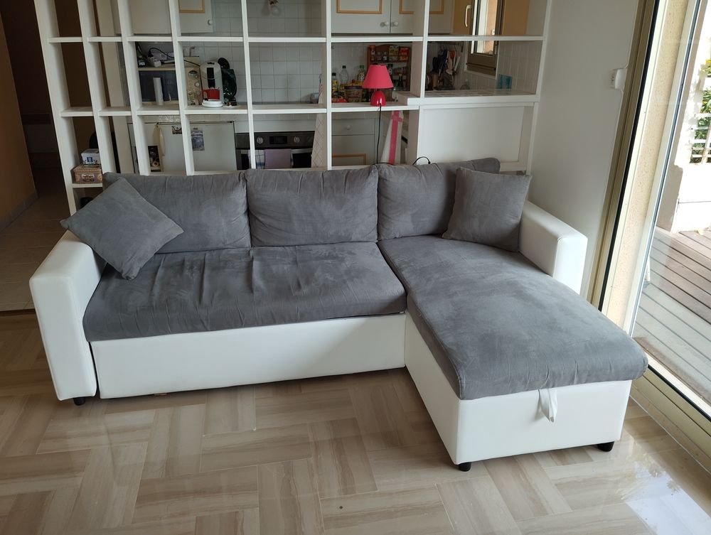 Canap� d'angle convertible TBE 3 places 250 Nice (06)