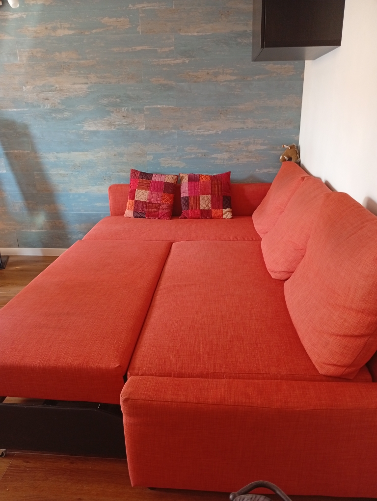 CANAPE D' ANGLE CONVERTIBLE 150 Annecy (74)