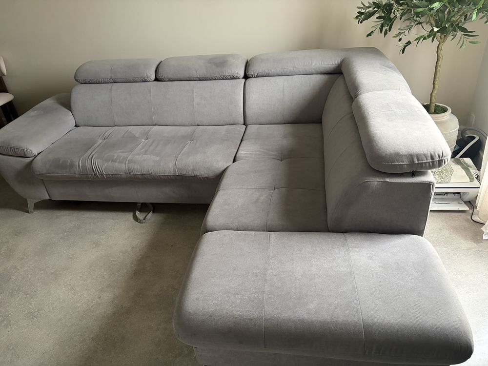 Canap� d'angle convertible avec coffre 300 Pantin (93)