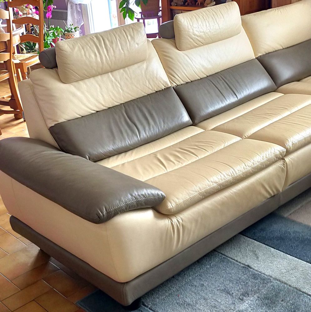 Canap� d'angle cuir Chateau d'Ax 700 Tavaux (39)