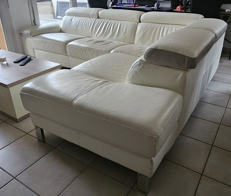 Canap� d'angle en cuir 500 Metz-Tessy (74)