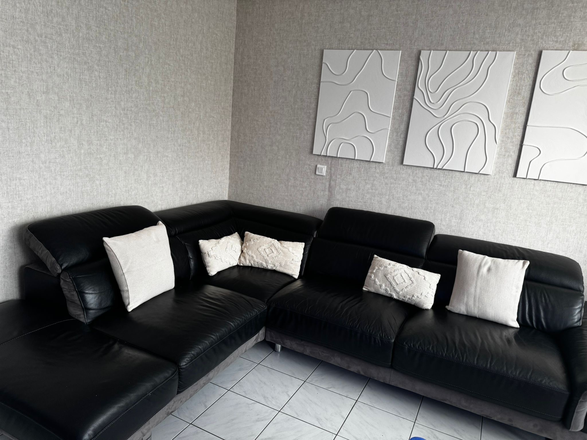 Canap� angle cuir 800 Sevran (93)