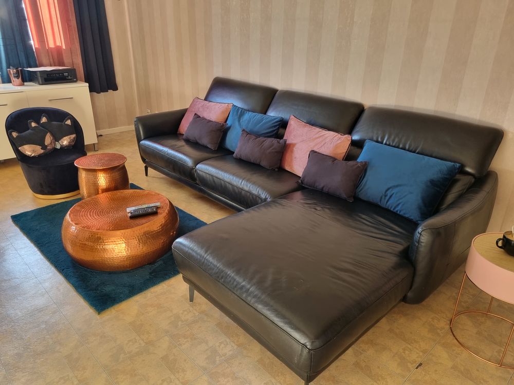 Canap� d'angle gauche en cuir 650 Saint-Fons (69)