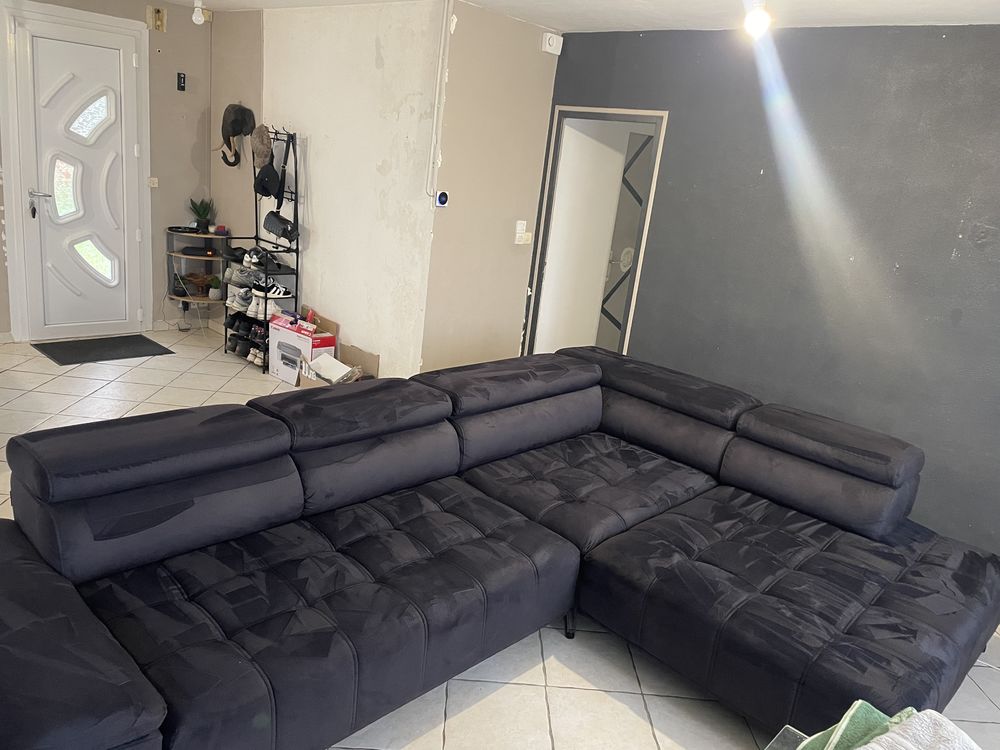 Canap� d'angle gris fonc� 1600 Nueil-les-Aubiers (79)