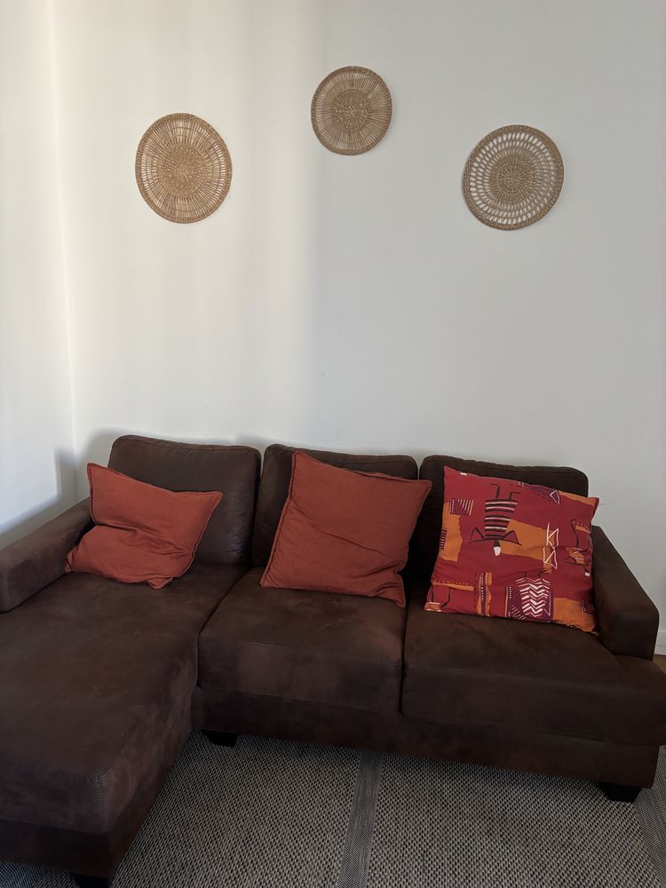 canap� d'angle marron 150 Drancy (93)