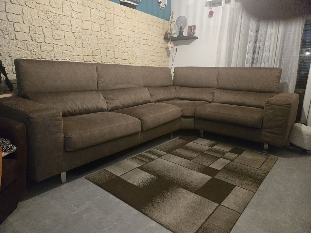 CANAPE D ANGLE MICO FIBRE POLTRON ET SOFA  L 3.10M  P 2.30M 2200 Limoges (87)