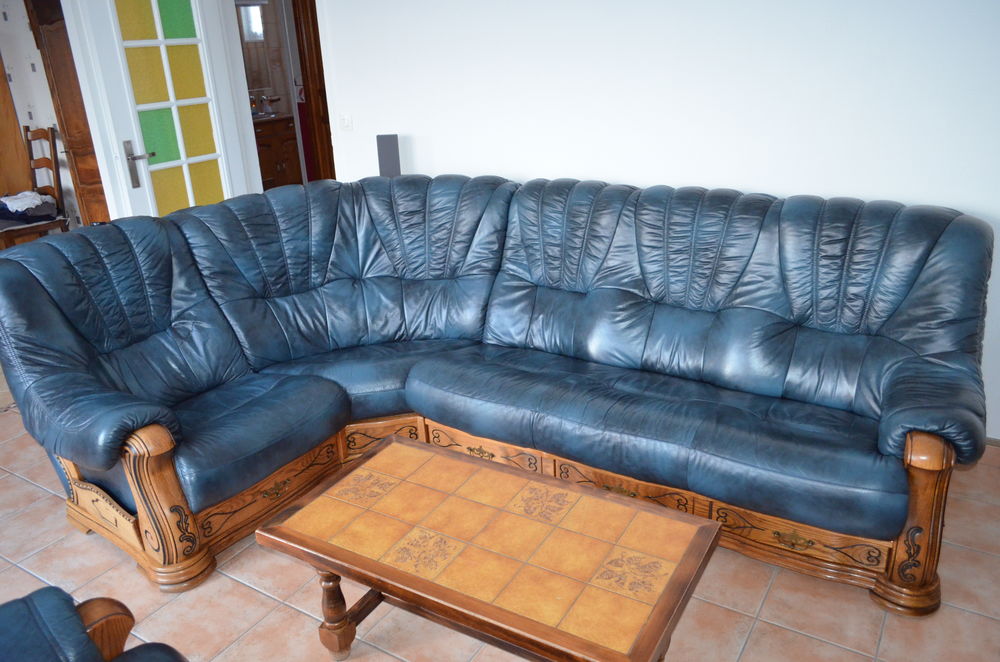 canap� d'angle modulable en quatre places + meuble 250 Trie-Ch�teau (60)