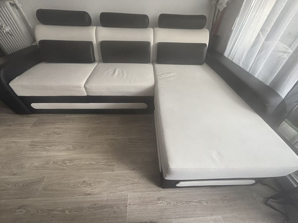 Canap� d angle Noir/Blanc 250 Serris (77)