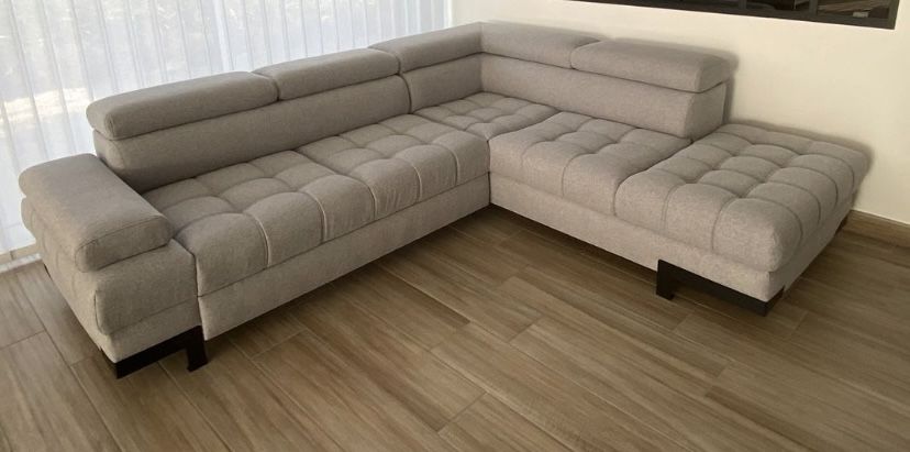 CANAP� D'ANGLE 4 places 950 Toulouse (31)