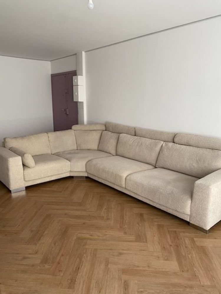 Canap� d'angle 6 places en tissu bouclette 1800 Paris 16 (75)