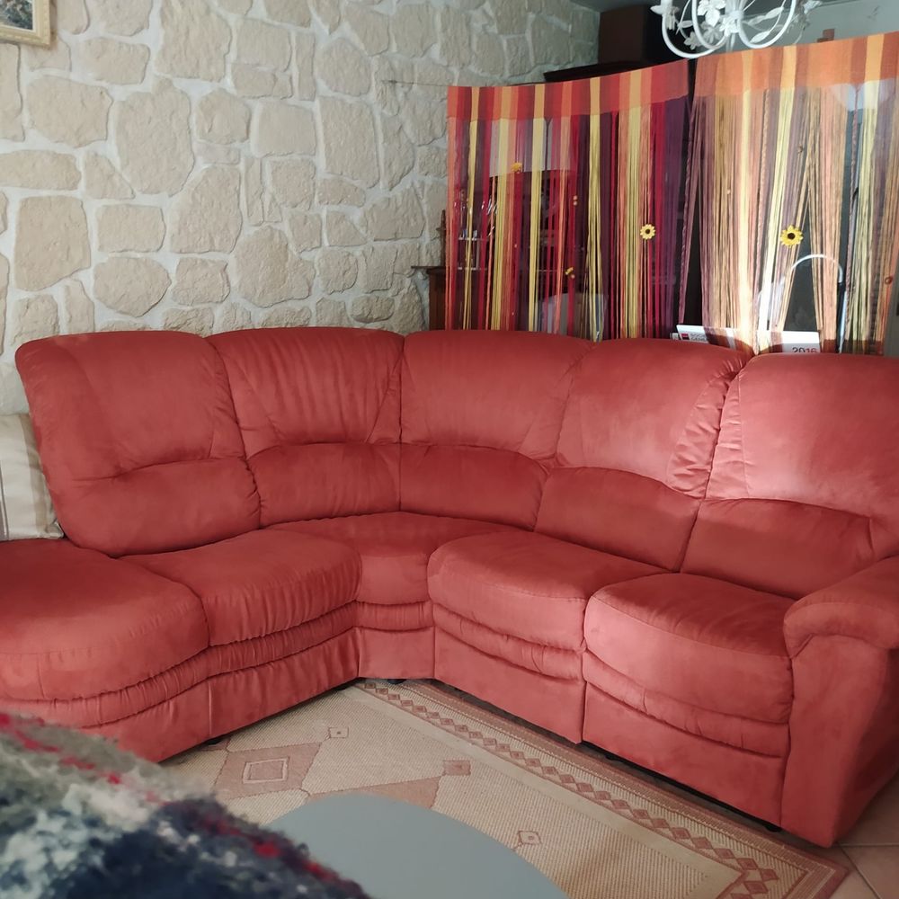 Canap� d'angle 5-6 places en nubuck couleur saumon 460 Romorantin-Lanthenay (41)