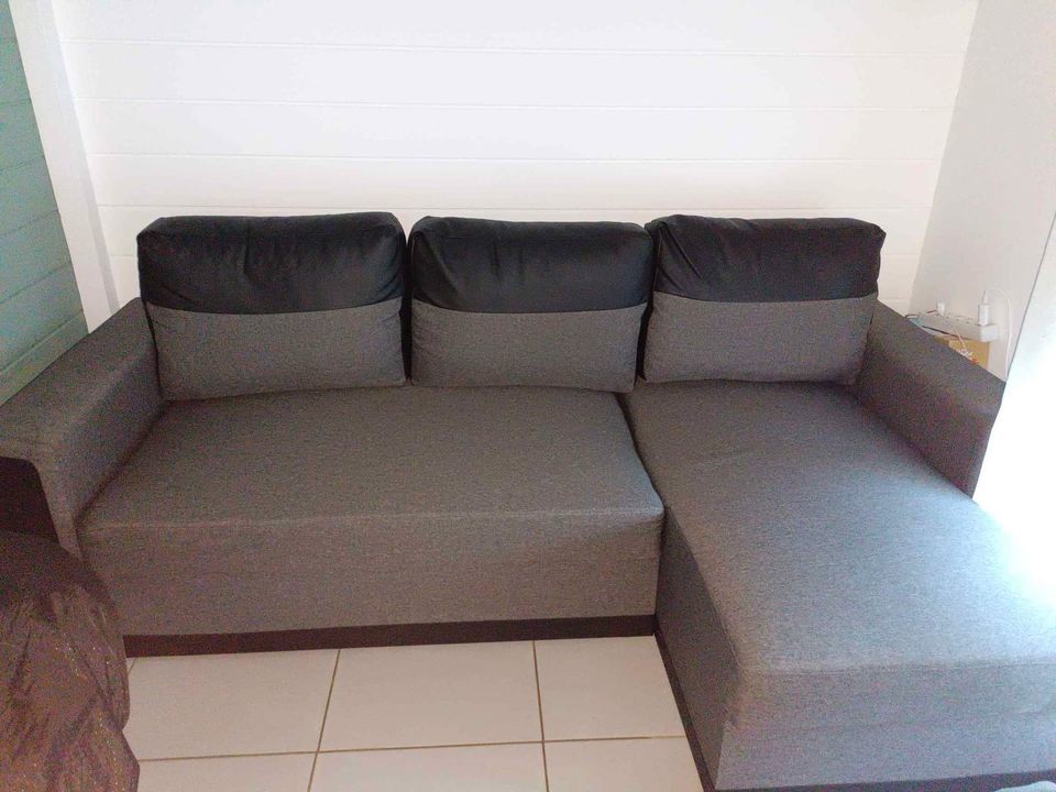 Canap� d'angle r�versible convertible 3 places noir et gris 300 Villeneuve-d'Ascq (59)