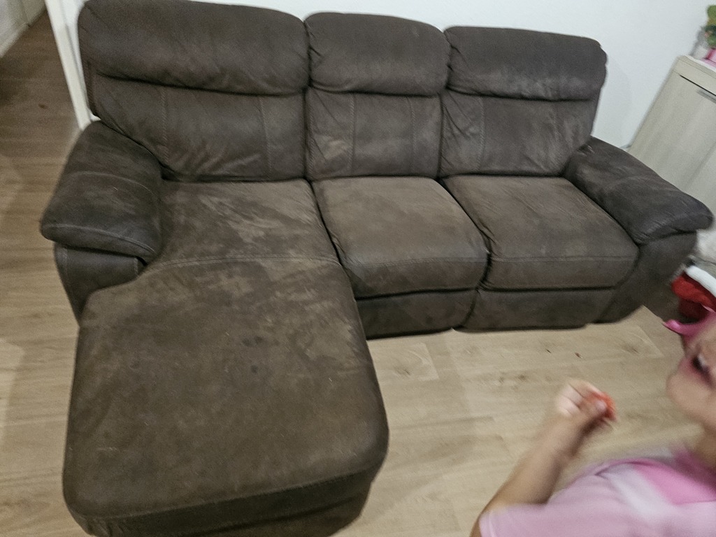 Canap� d'angle trois places marron 70 Saint-Lys (31)