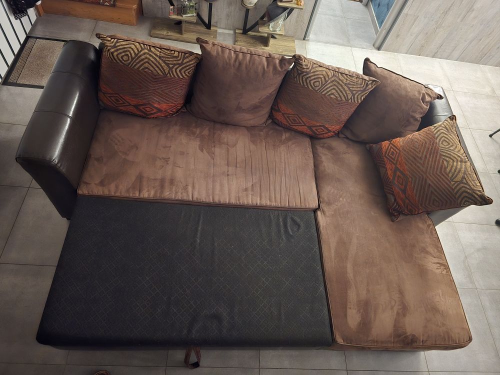 CANAPE D ANGLE 350 Plou�r-sur-Rance (22)