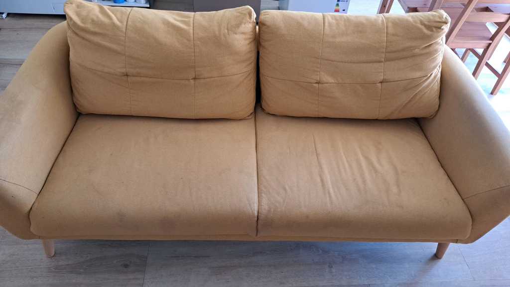 Canap� beige deux places confortable 90 Caen (14)