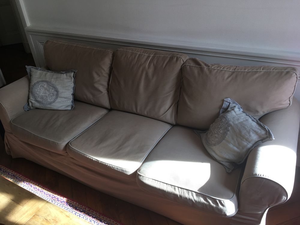 canap� beige 3 places 150 Lyon 6 (69)