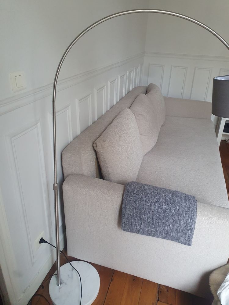 Canap� beige 350 Paris 16 (75)