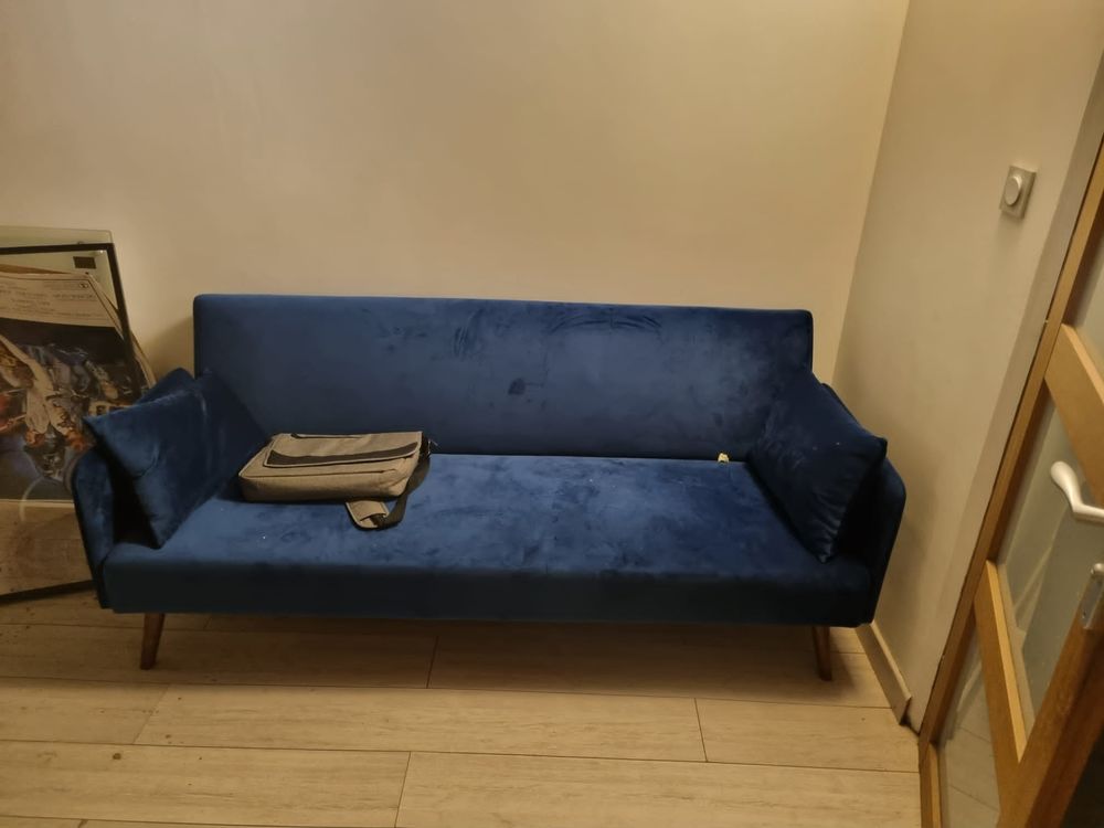 Canap� lit bleu en velours 200 Lyon 7 (69)