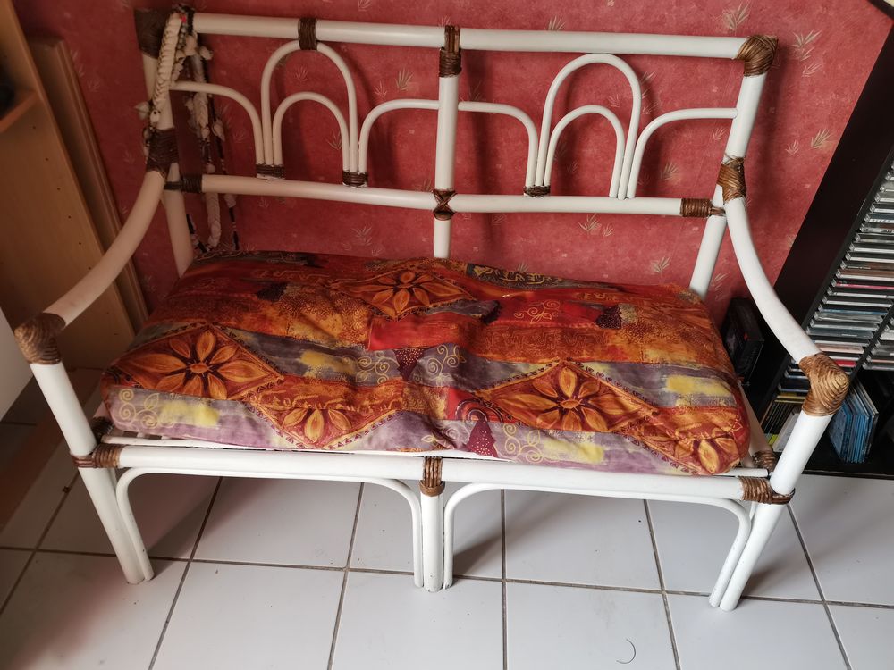 Canap� en bois peint et rotin 50 Thourotte (60)