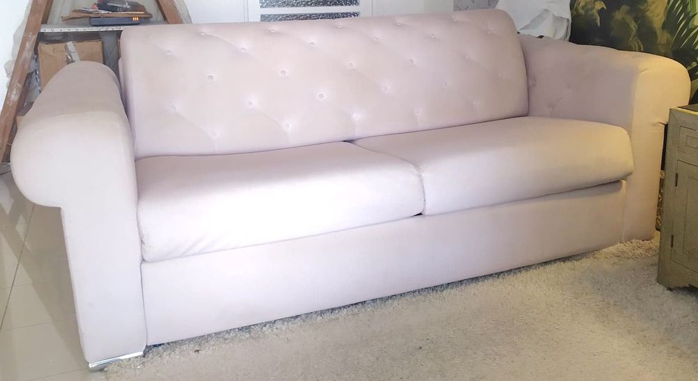 Canap� chesterfield blanc cr�me confortable & chic 390 Nice (06)