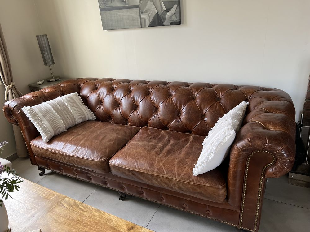 Canap� Chesterfield 3 places 1300 Omerville (95)