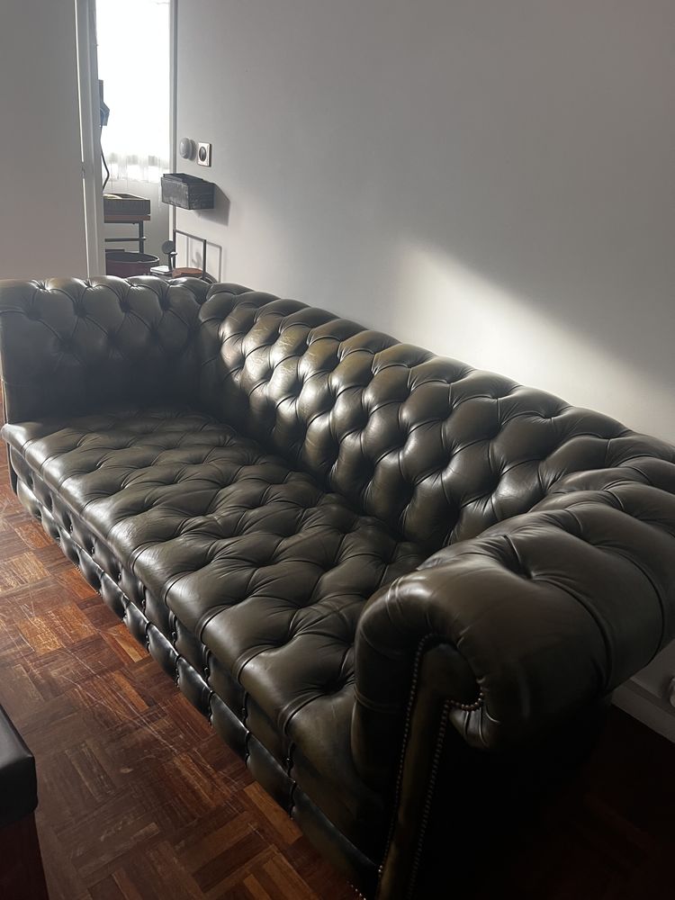Canape chesterfield 1000 Paris 20 (75)