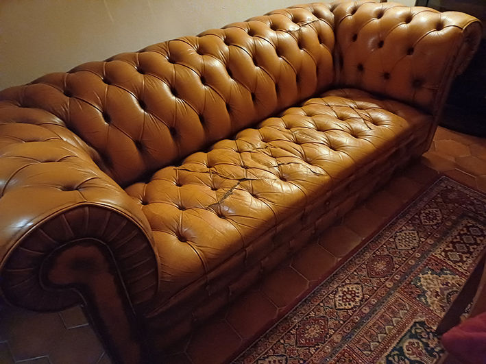 Canap�  Chesterfield  0 Le Puy-Sainte-R�parade (13)