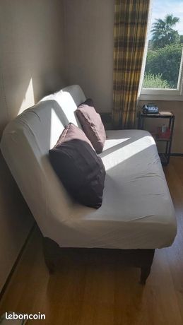 Canap� Clic Clac 2p - Bon �tat - peu utilis� 99 Draguignan (83)
