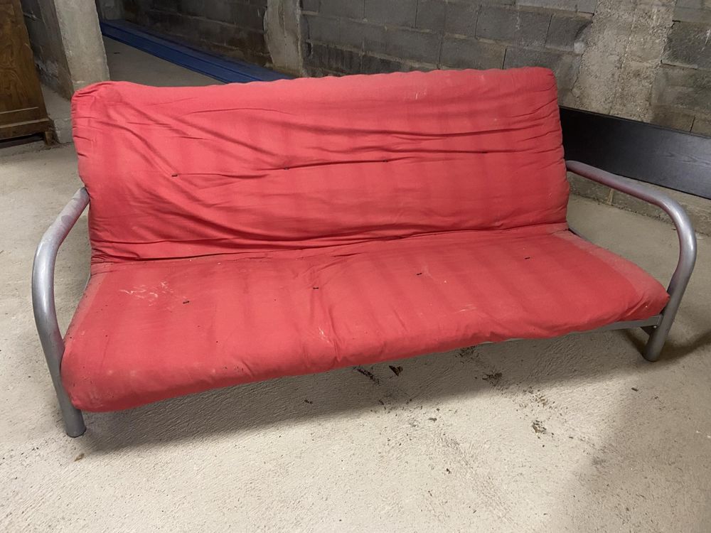  canap� clic clac en futon, bon �tat
50 L�zignan-Corbi�res (11)