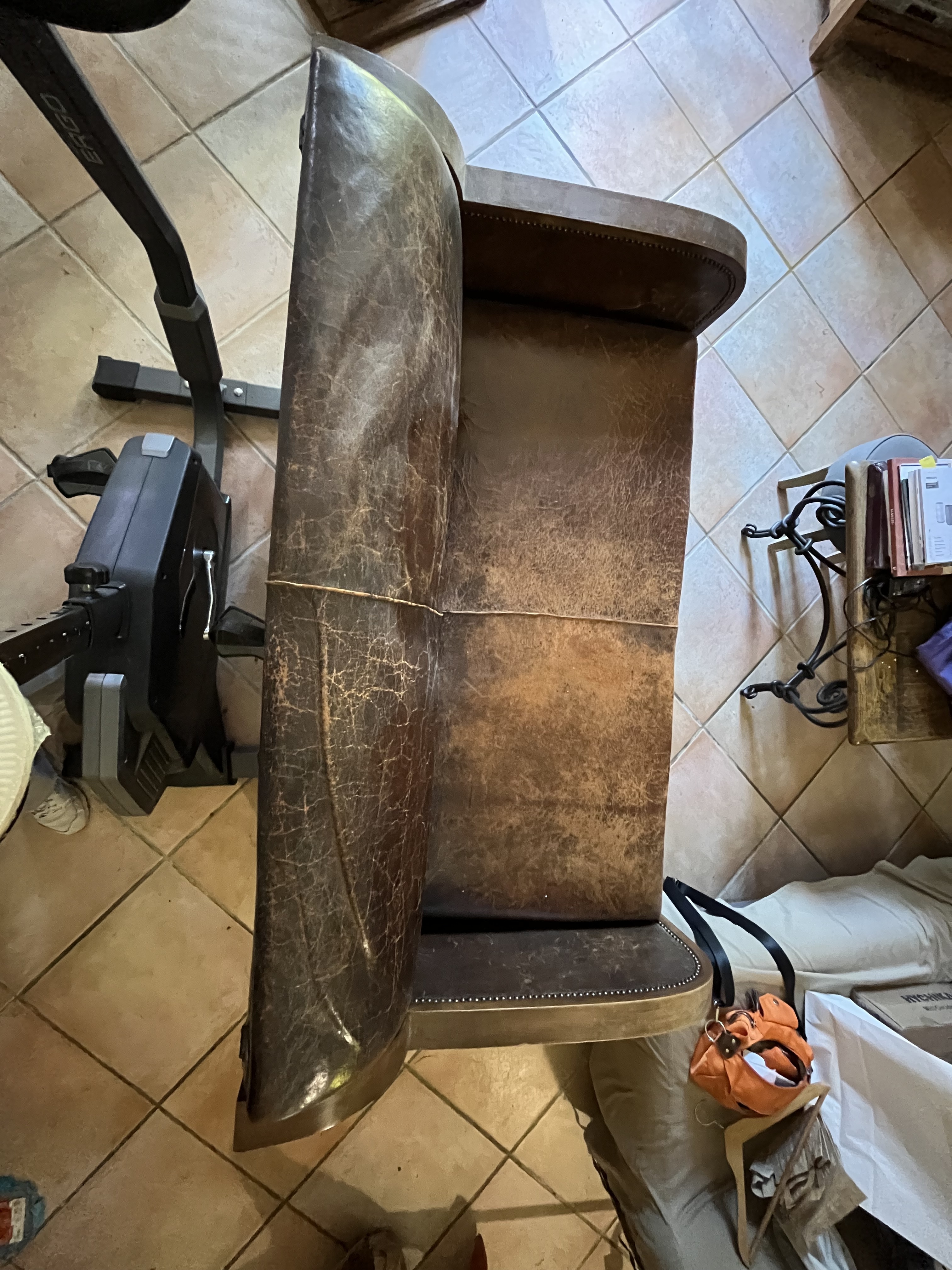 Canap� club cuir 0 Bordeaux (33)