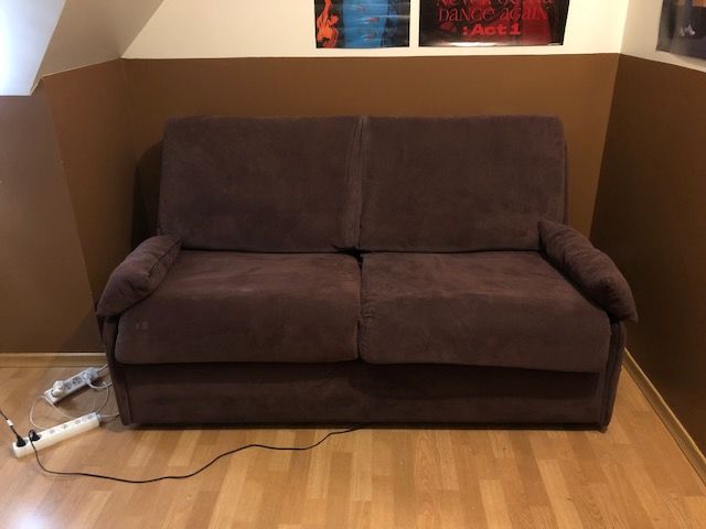 Canap� convertible 140cm x 190cm x 18cm Mobeco 225 Villejuif (94)