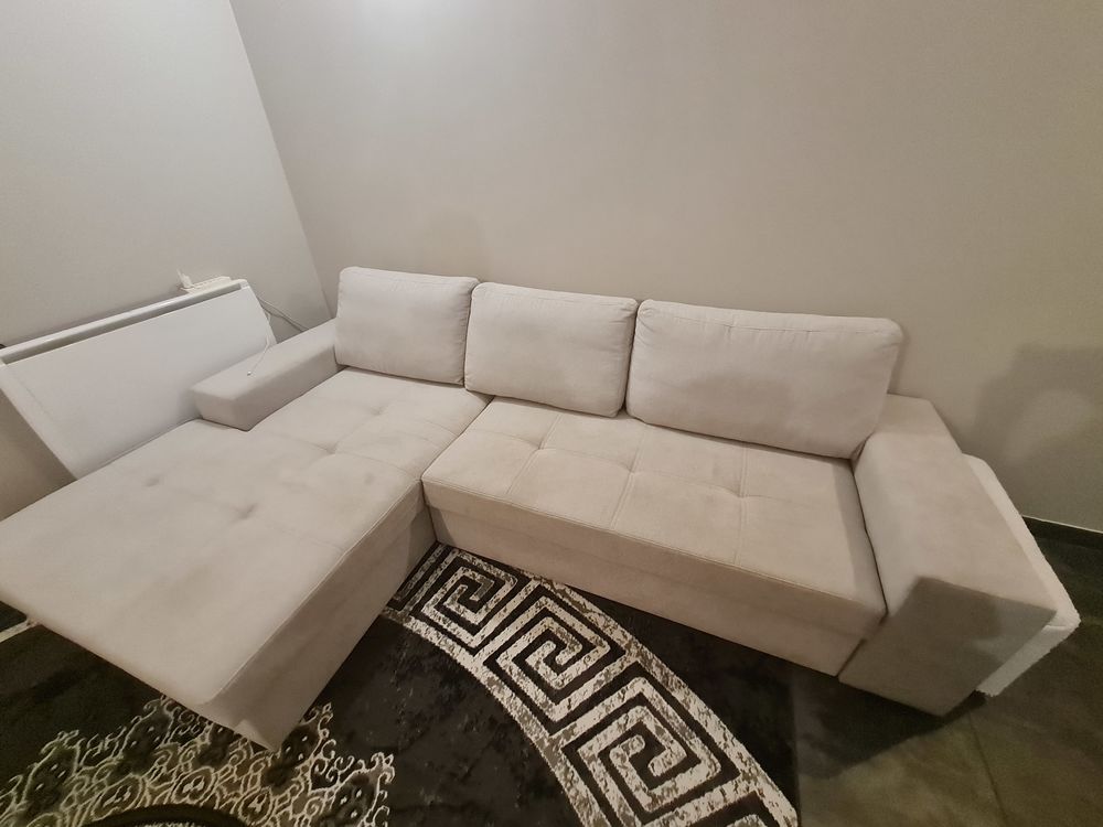 Canap� convertible avec coffre de rangement et pouffe 600 Publier (74)