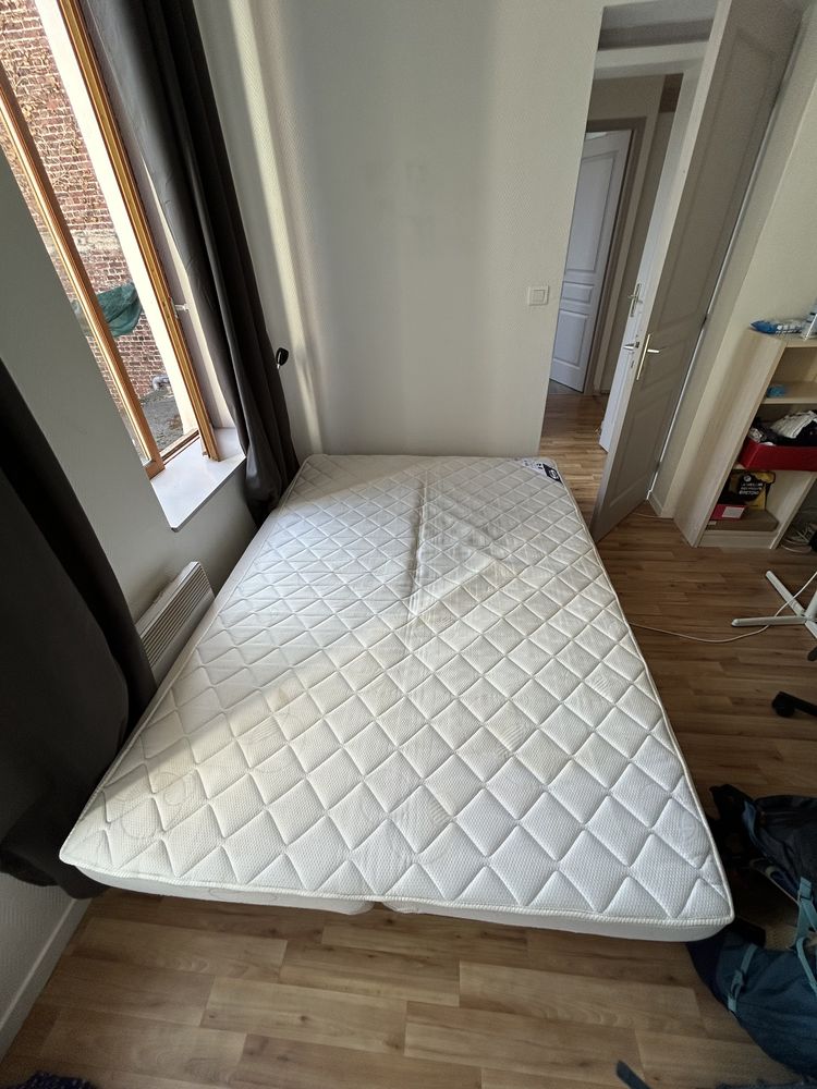 Canap� convertible avec matelas 100 Lille (59)
