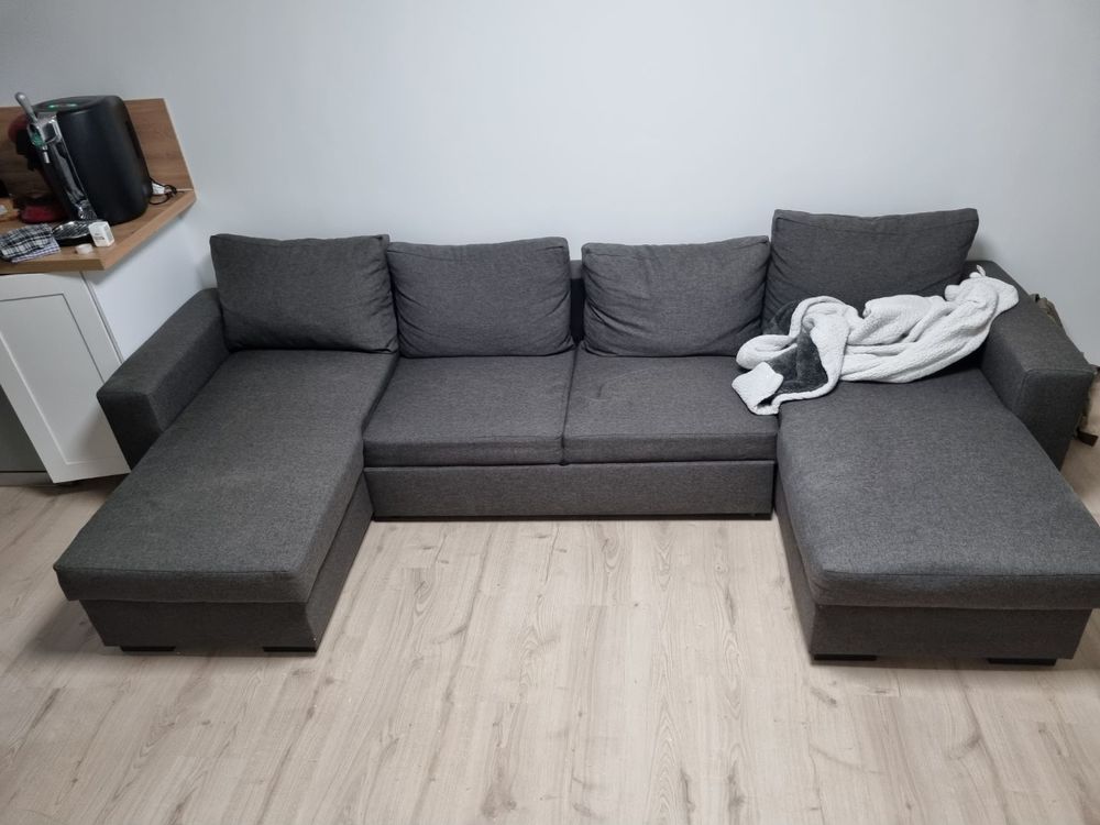 Canap� convertible, 2 coffres de rangements BUT 700 Burlats (81)