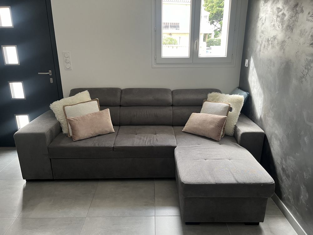 Canap� convertible Conforama 500 Saint-Victoret (13)