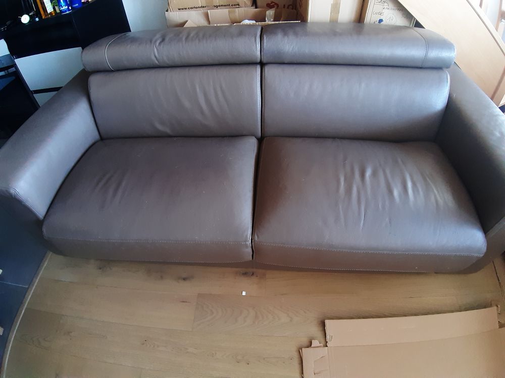 Canap� convertible en cuir 50 Issy-les-Moulineaux (92)