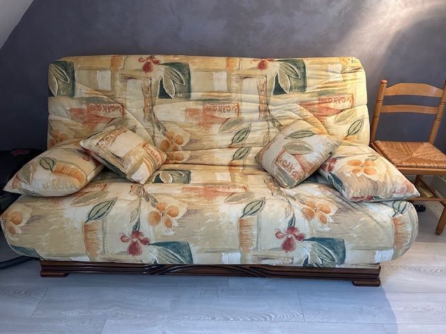 CANAPE CONVERTIBLE LIT  MATELAS EPAIS SIMMONS QUIEUTUDE 300 Noisy-le-Grand (93)