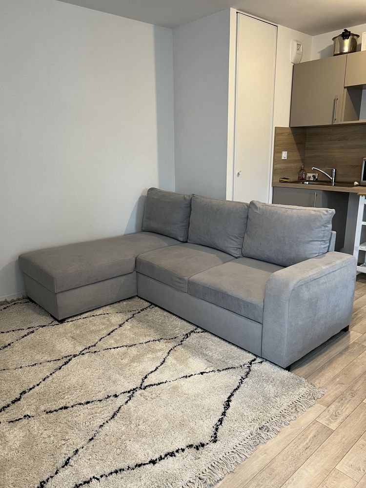 Canap� convertible et m�ridienne gris clair 350 Nantes (44)