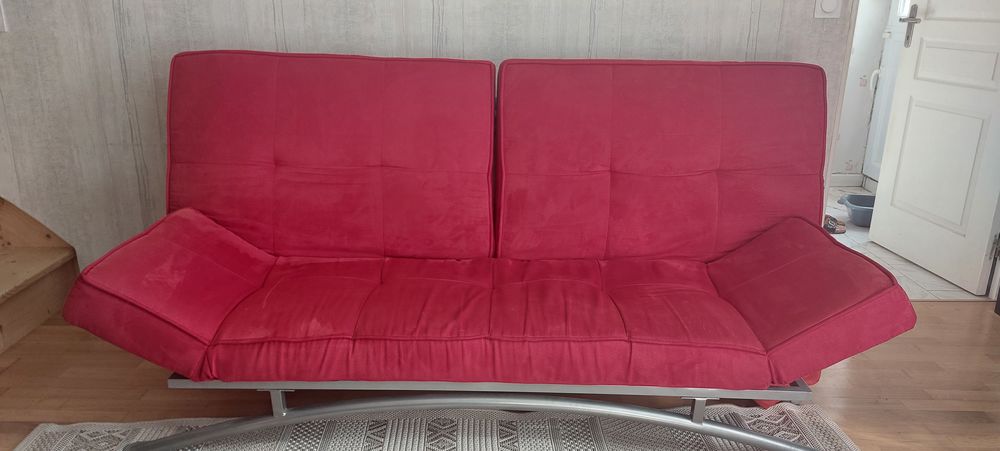 Canap� convertible 3 places en velours rouge 50 M�nilles (27)