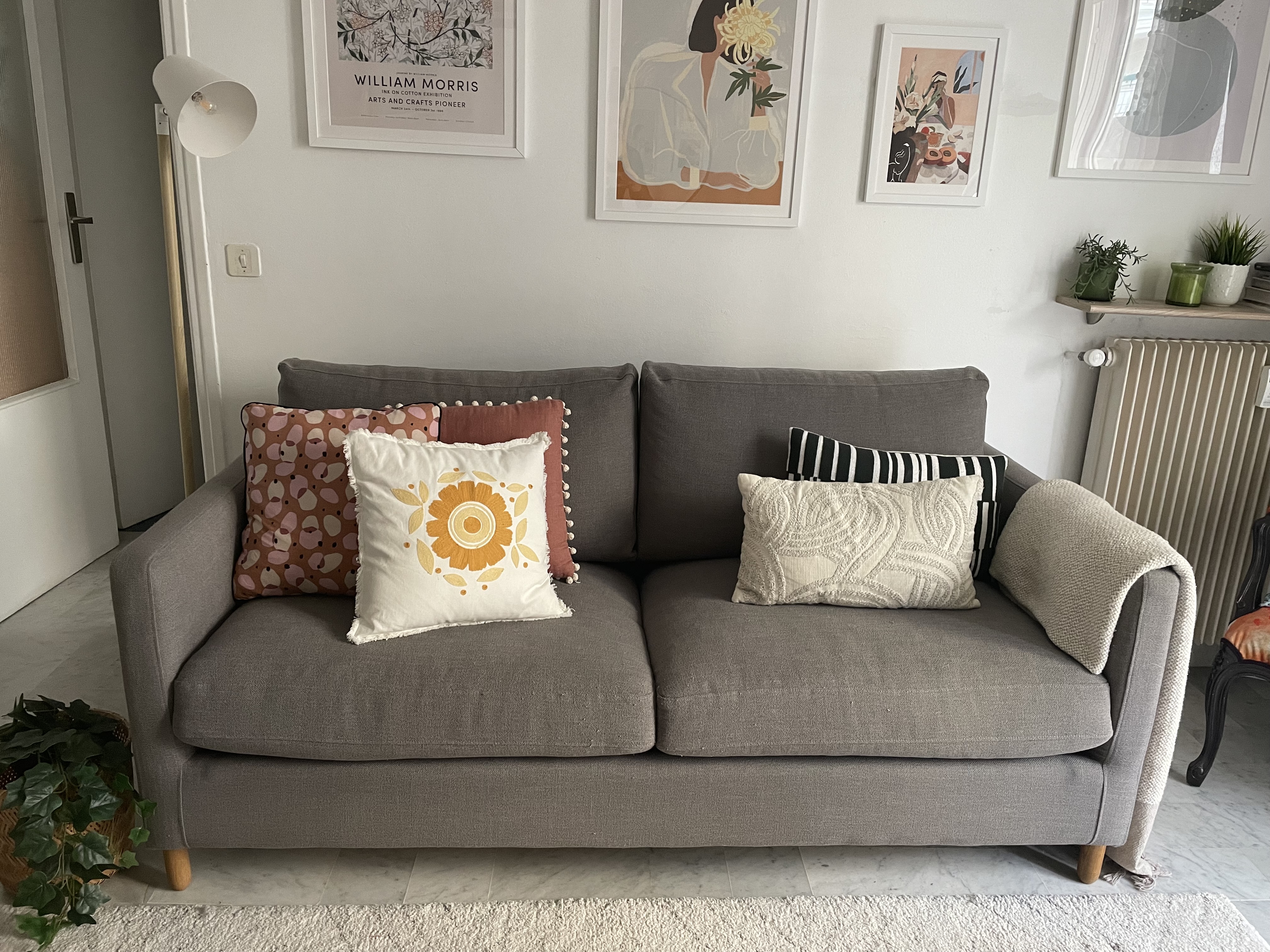 Canap� convertible 3 places 450 Antibes (06)