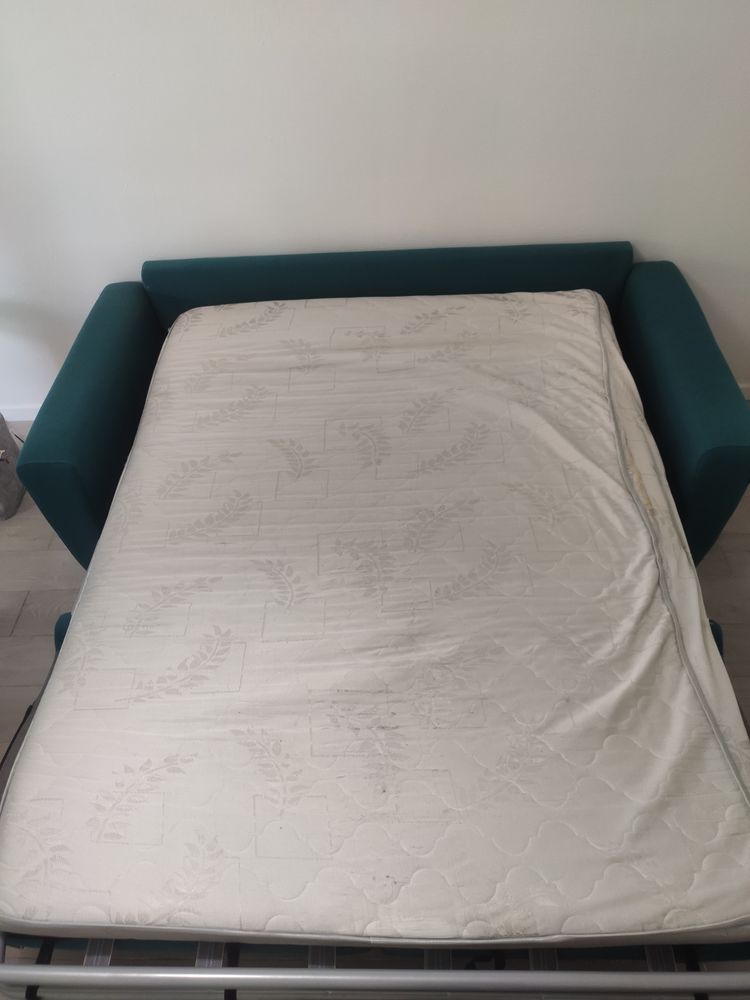 Canap� convertible 3 places 350 Cachan (94)