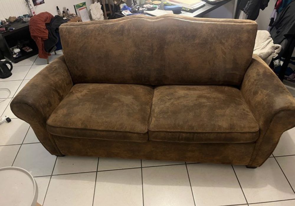 Canap� convertible 2 places Maisons du Monde - Moustache 380 Aubervilliers (93)