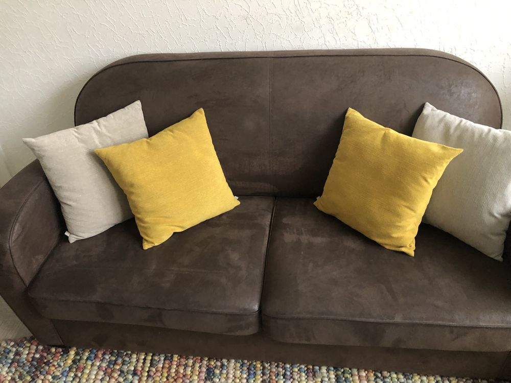 Canap� convertible similicuir 450 Paris 18 (75)