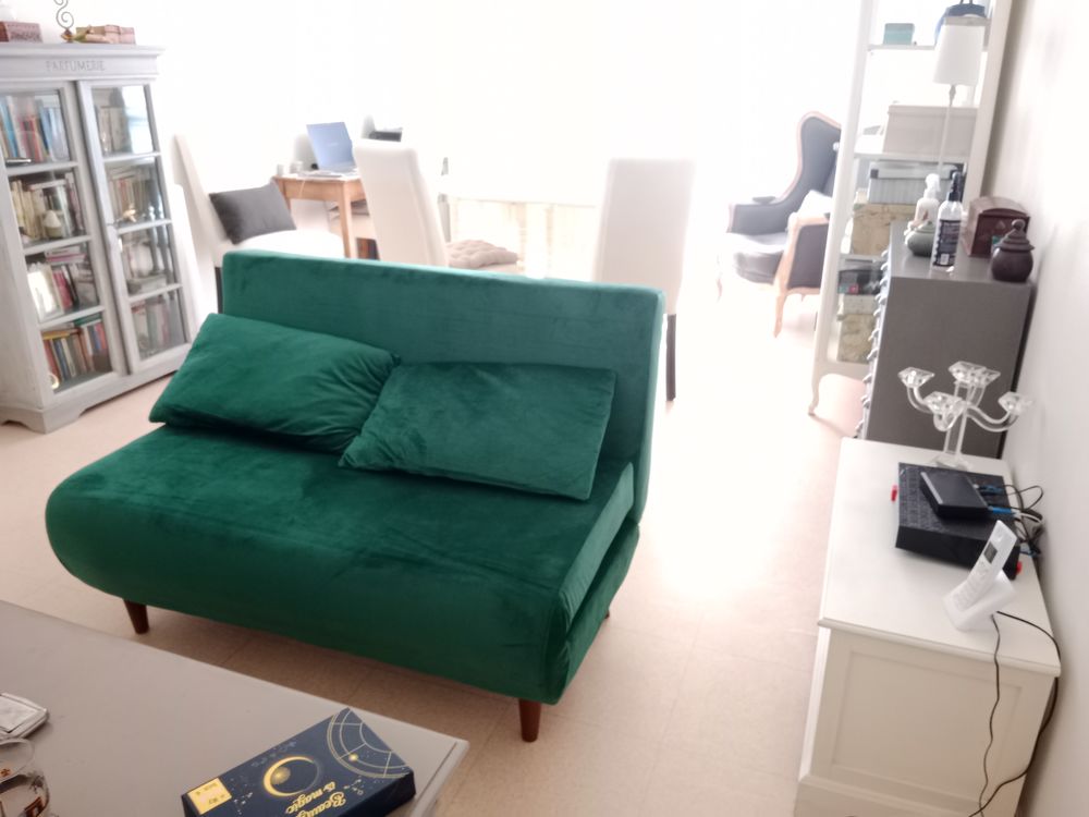 Canap� convertible velours vert fonc� 115 �vreux (27)