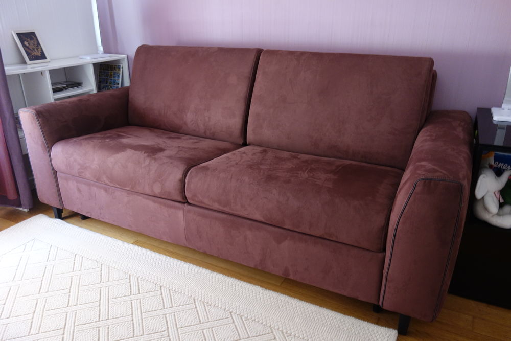 CANAPE convertible  en 140 950 Bourg-en-Bresse (01)