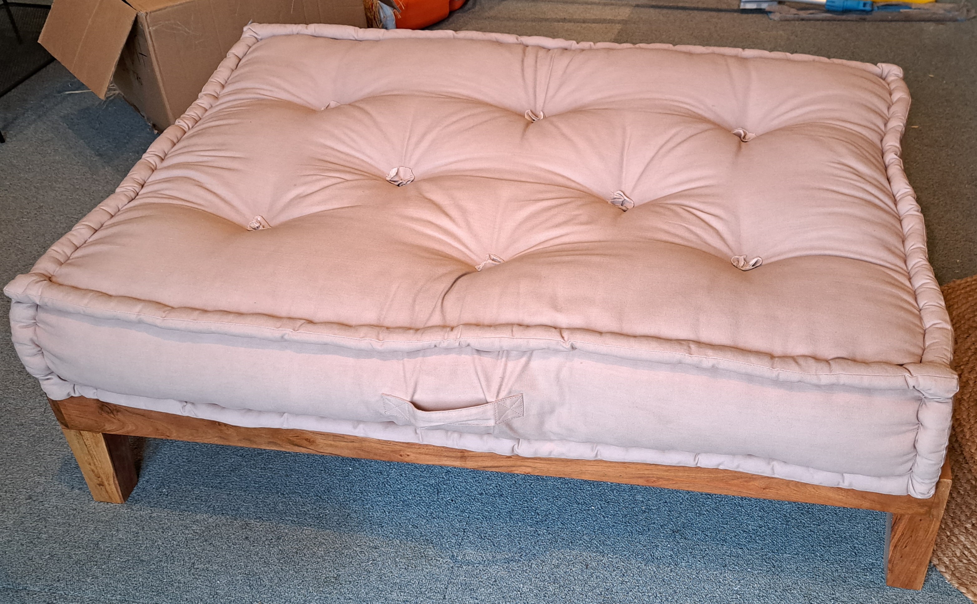 canap� coussin
100 Dieppe (76)