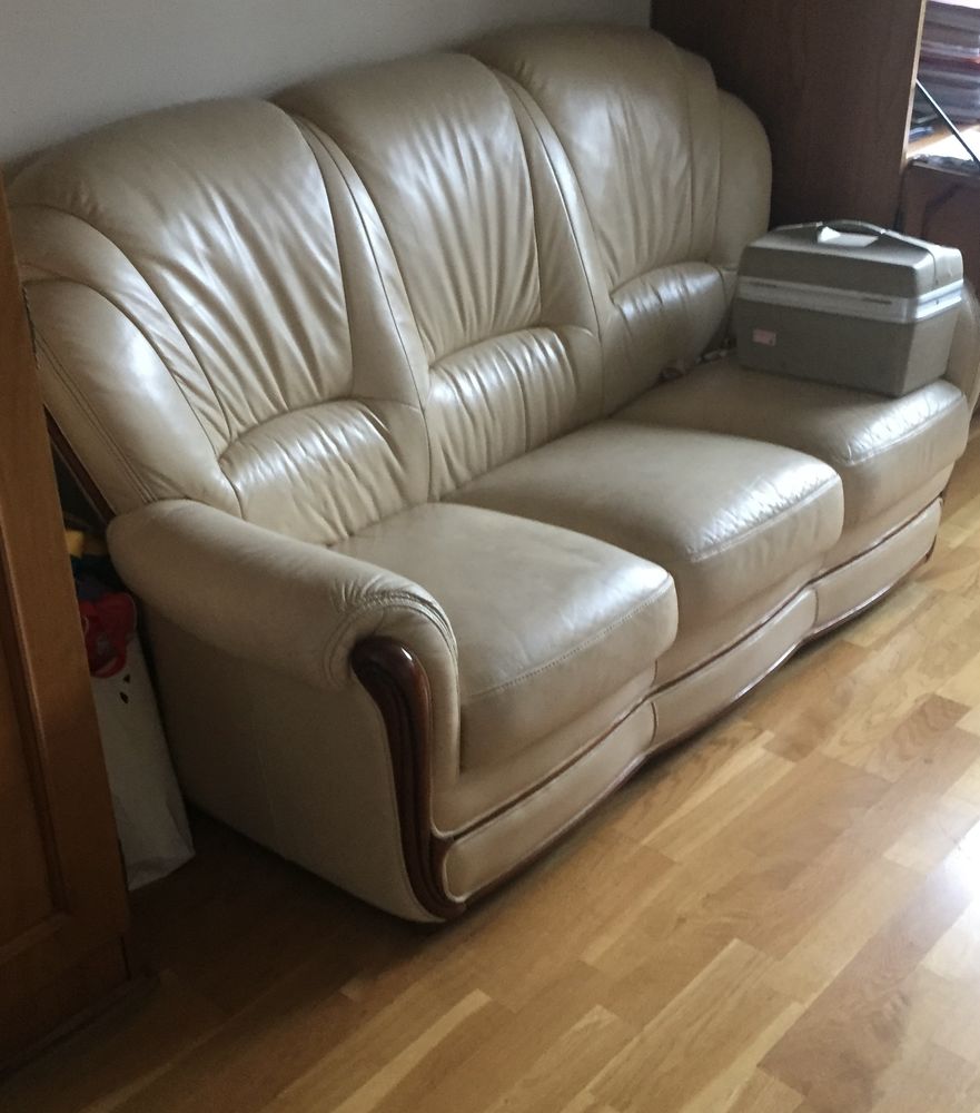 Canap� en cuir beige 400 Asni�res-sur-Seine (92)