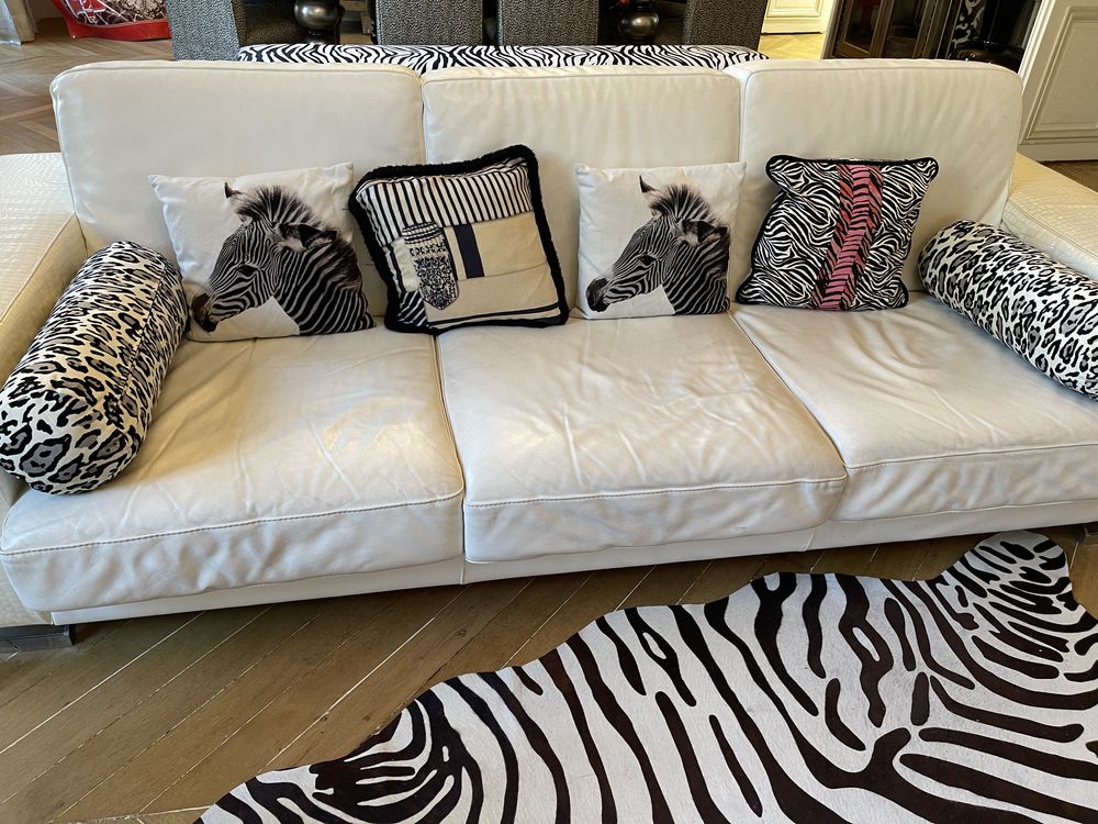 Canap� cuir blanc bon �tat 400 Paris 8 (75)