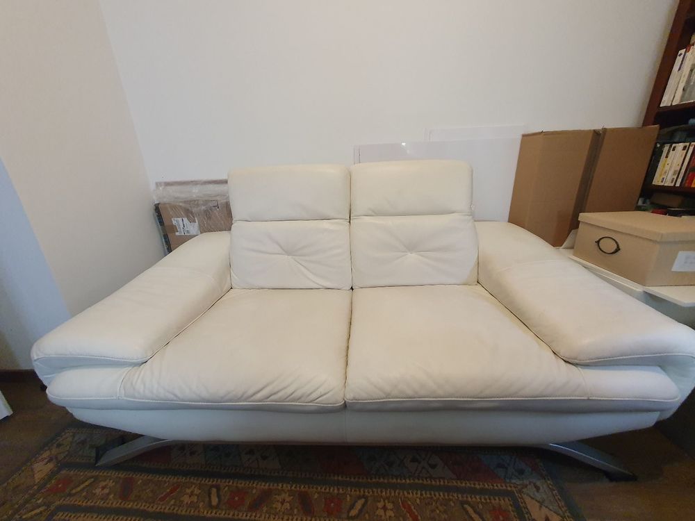 Canap� en cuir blanc italien 2 places Pieds inox 250 B�gles (33)